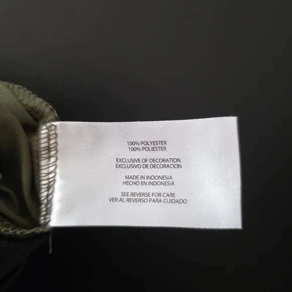 Orvis Men's Khaki Cargo Shorts - Picture 3 of 5